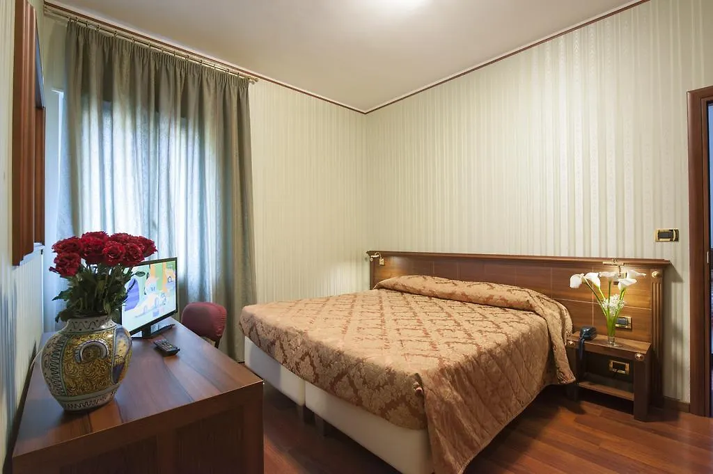 Albergo Miramonti-1