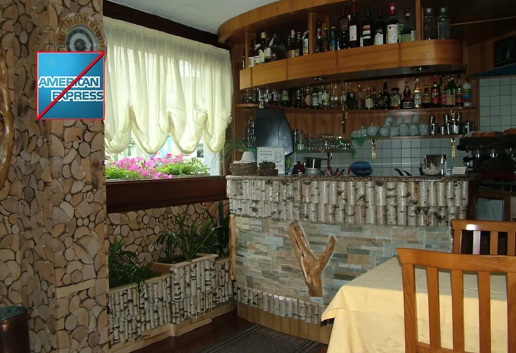 Hotel Marguareis-1