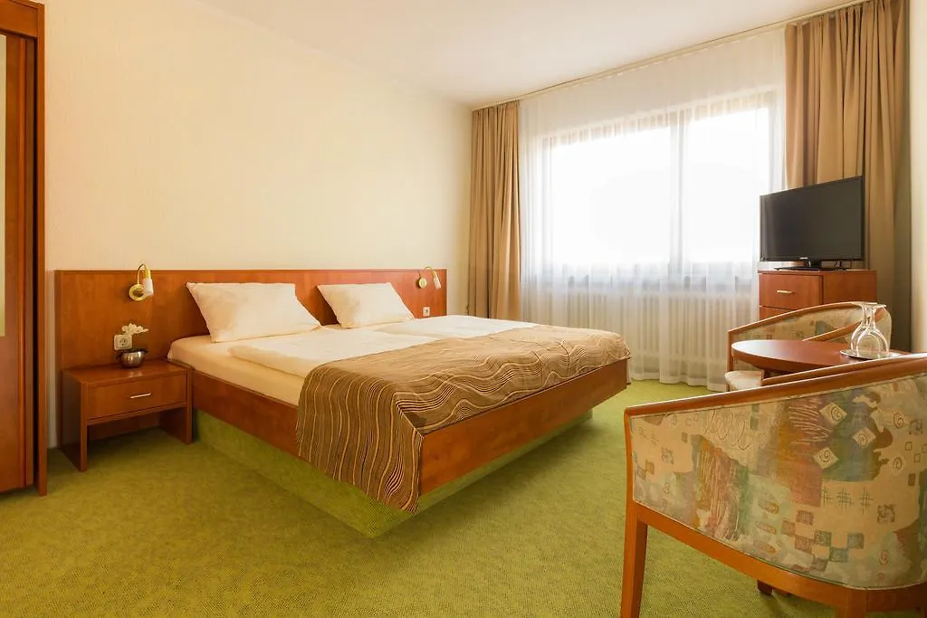 Strand Hotel Nordsee, Hotel Deichlaeufer-1