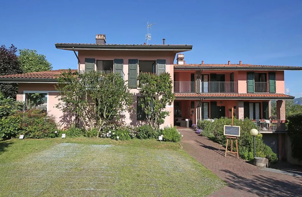 La Romantica Pool And Garden House-1