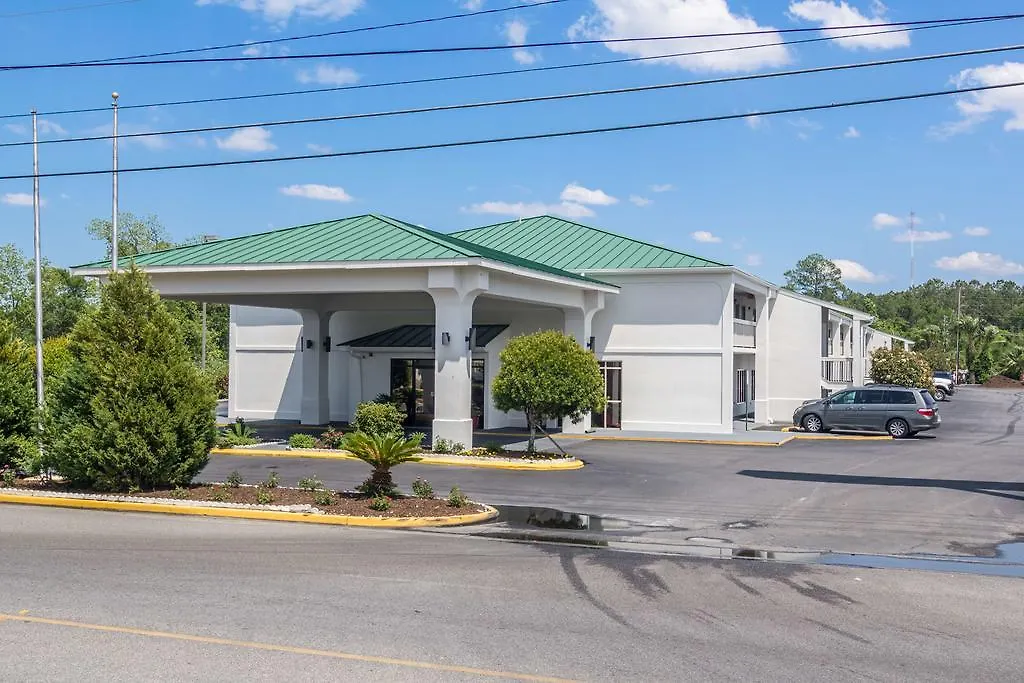 Motel 6 Waycross-1