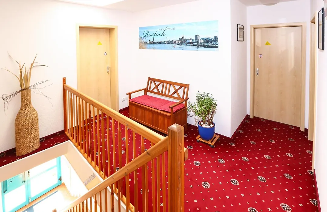 Hotel-Pension "Petridamm"-1