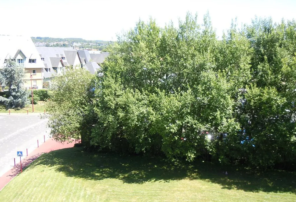 Sweet Home Appart'Hôtel Deauville Sud-1