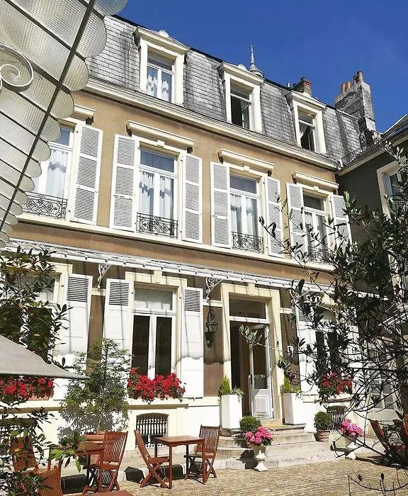 Enclos de l'Evêché-1