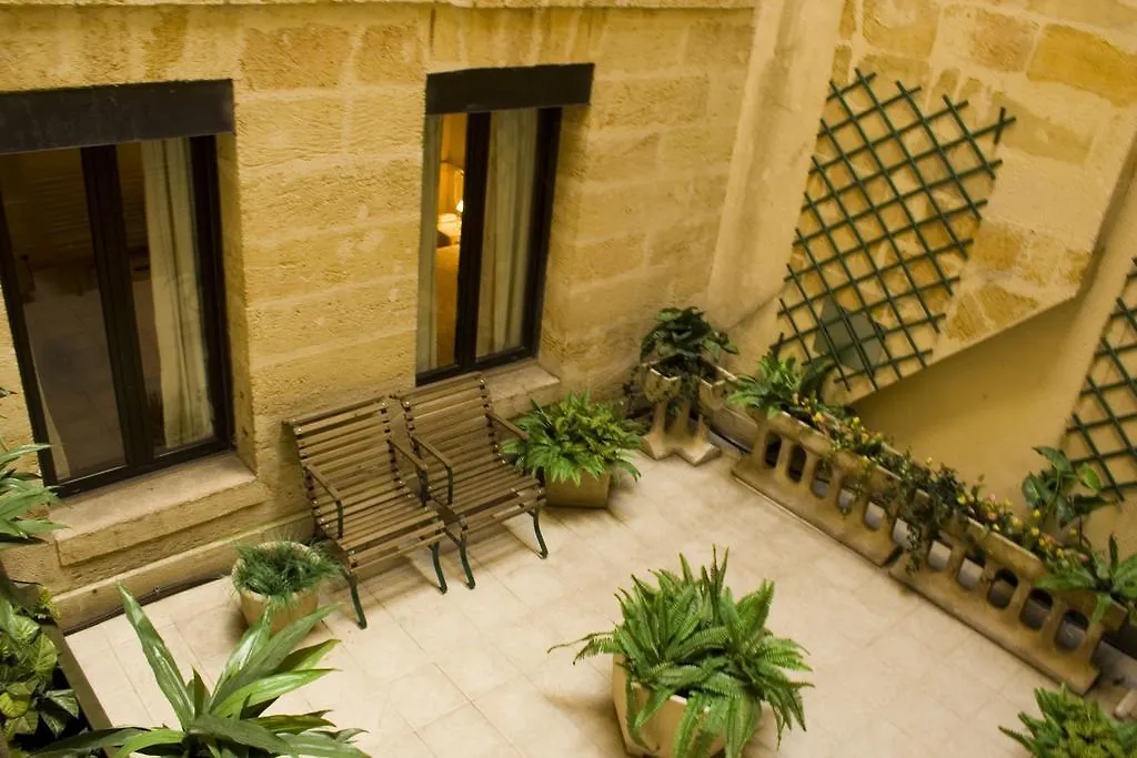 Hotel Des 4 Soeurs-1