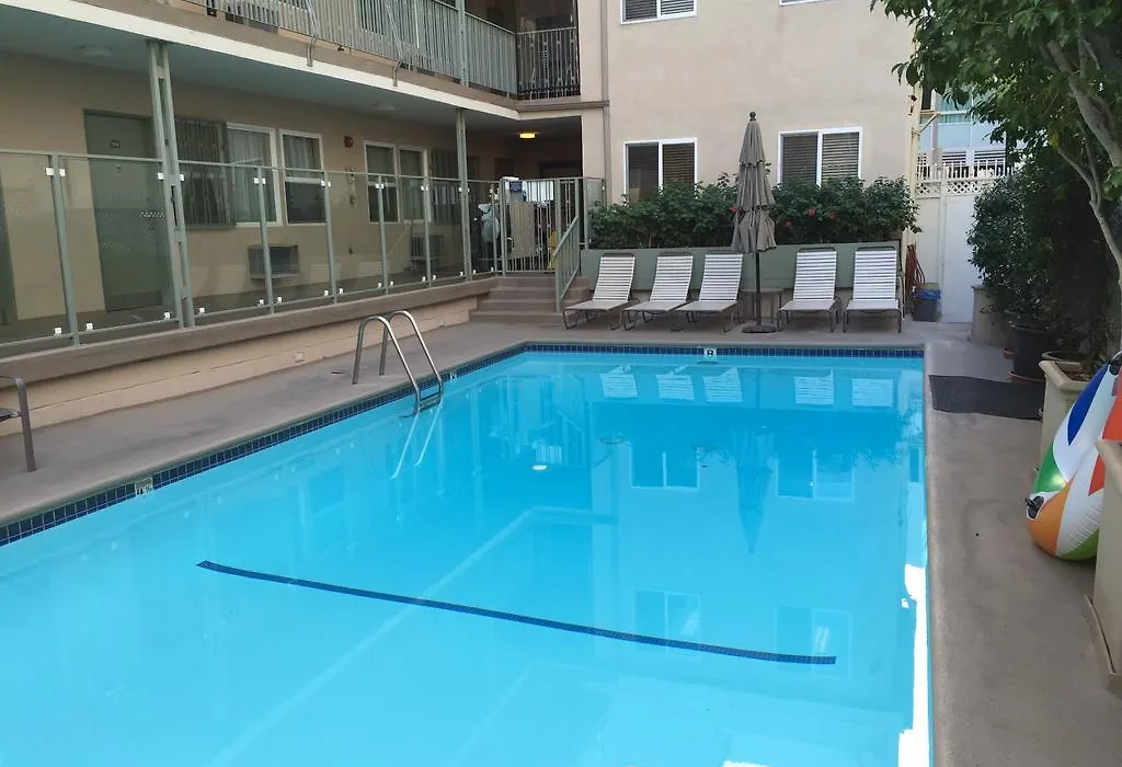 Hollywood Orchid Suites-1