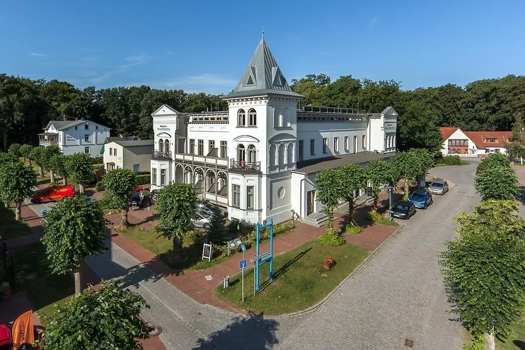Waldhotel-1