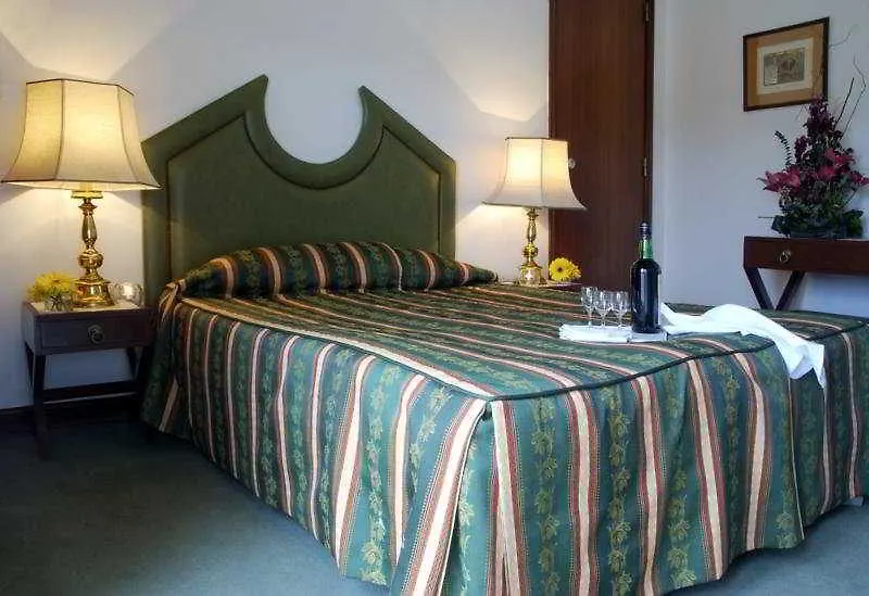 Hotel Valbom-1