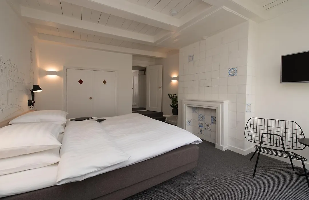 Bed And Breakfast-1