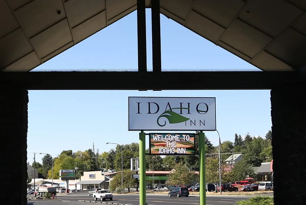Idaho Inn-1