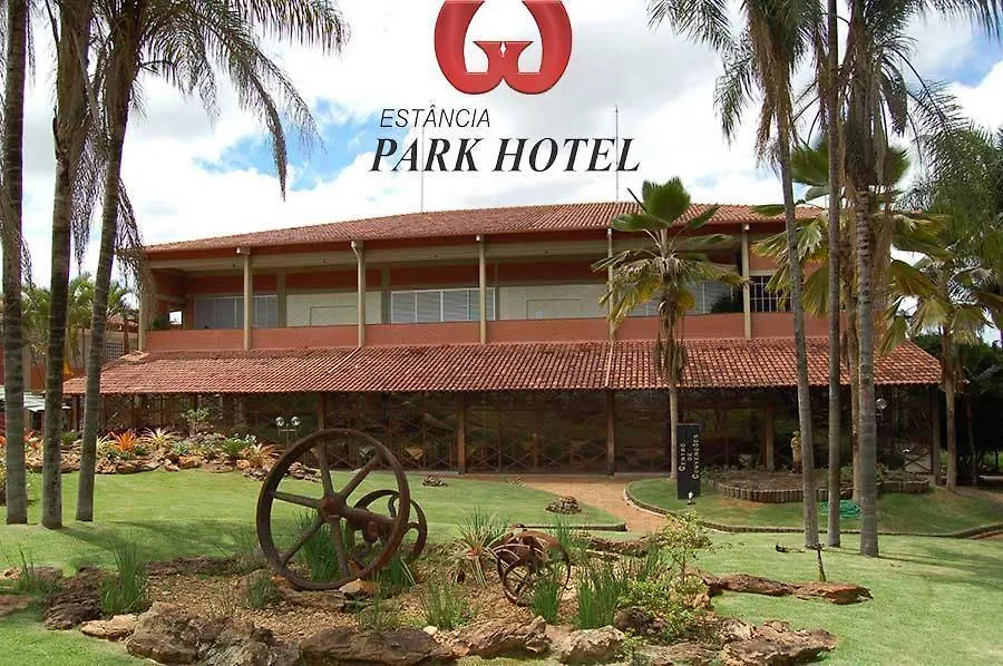 Estancia Park Hotel-1