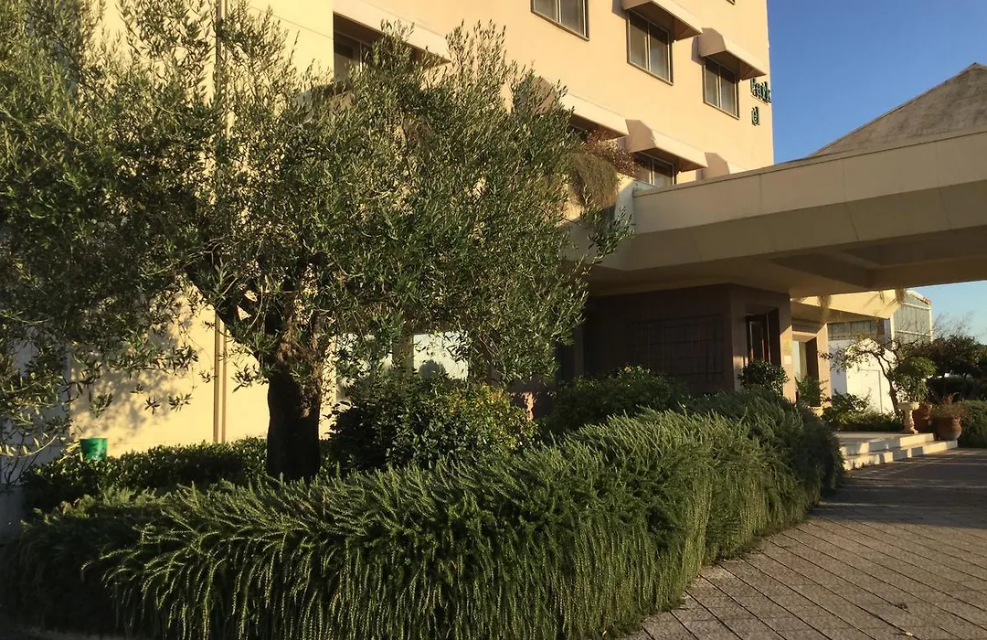 Green Park Hotel-1