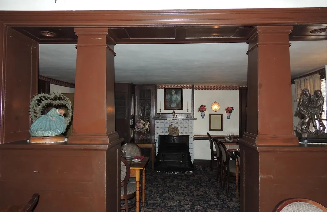 Farnsworth House Inn-1