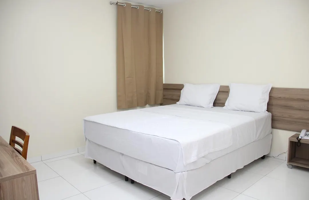 Hotel Executive-1