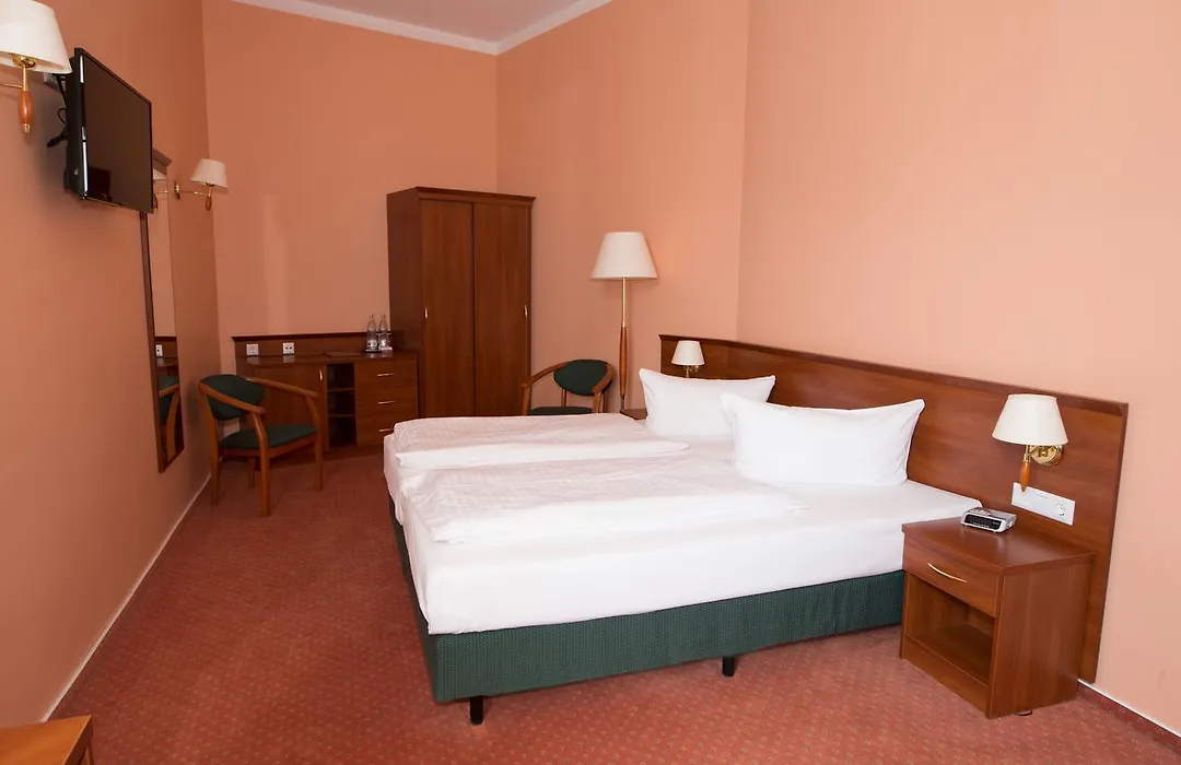 Rewari Hotel Berlin-1