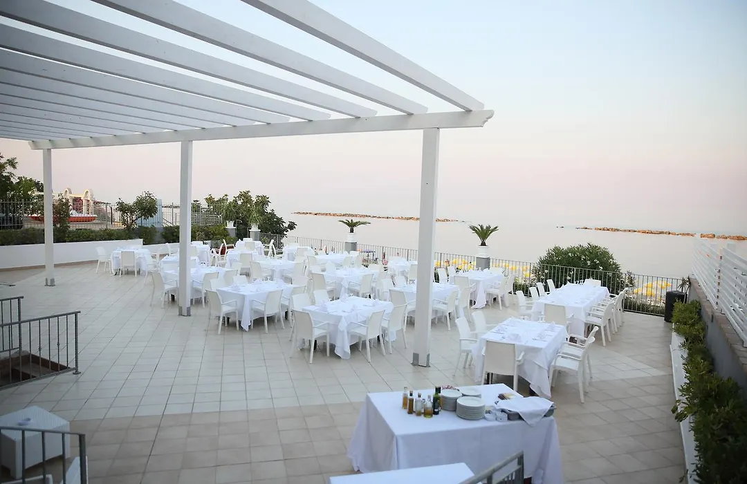 Hotel Dolce Stella-1