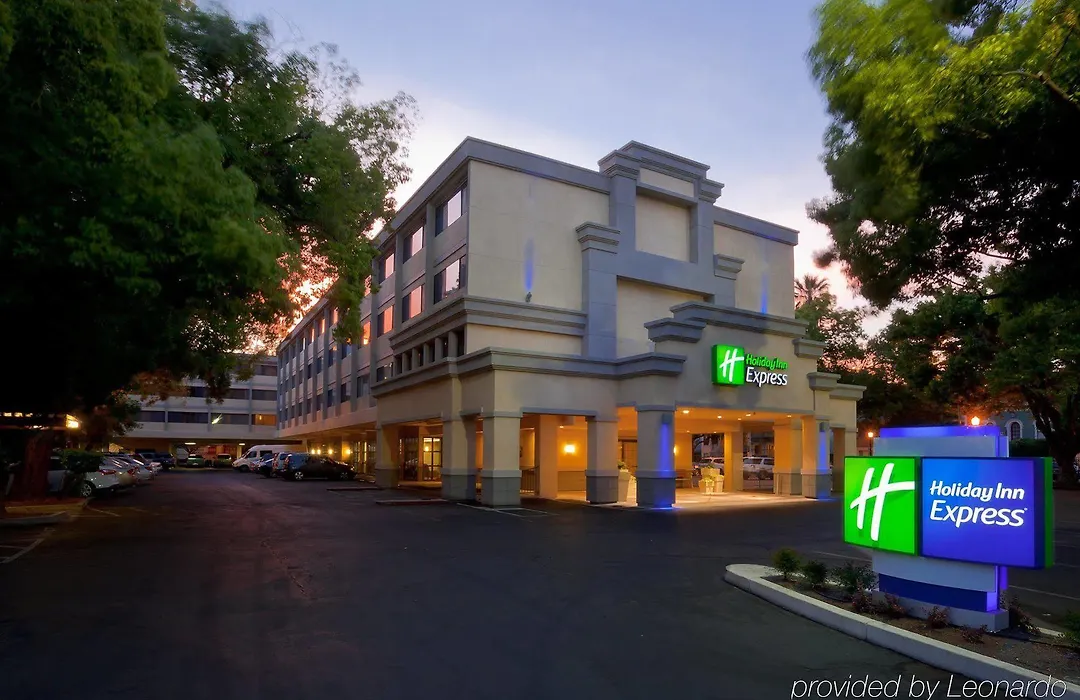 Holiday Inn Express Sacramento Convention Center, An Ihg Hotel-1