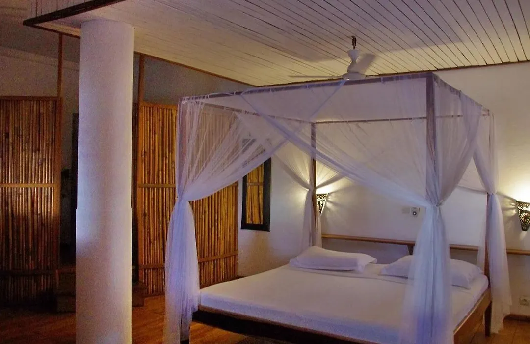 Nosy Lodge-1