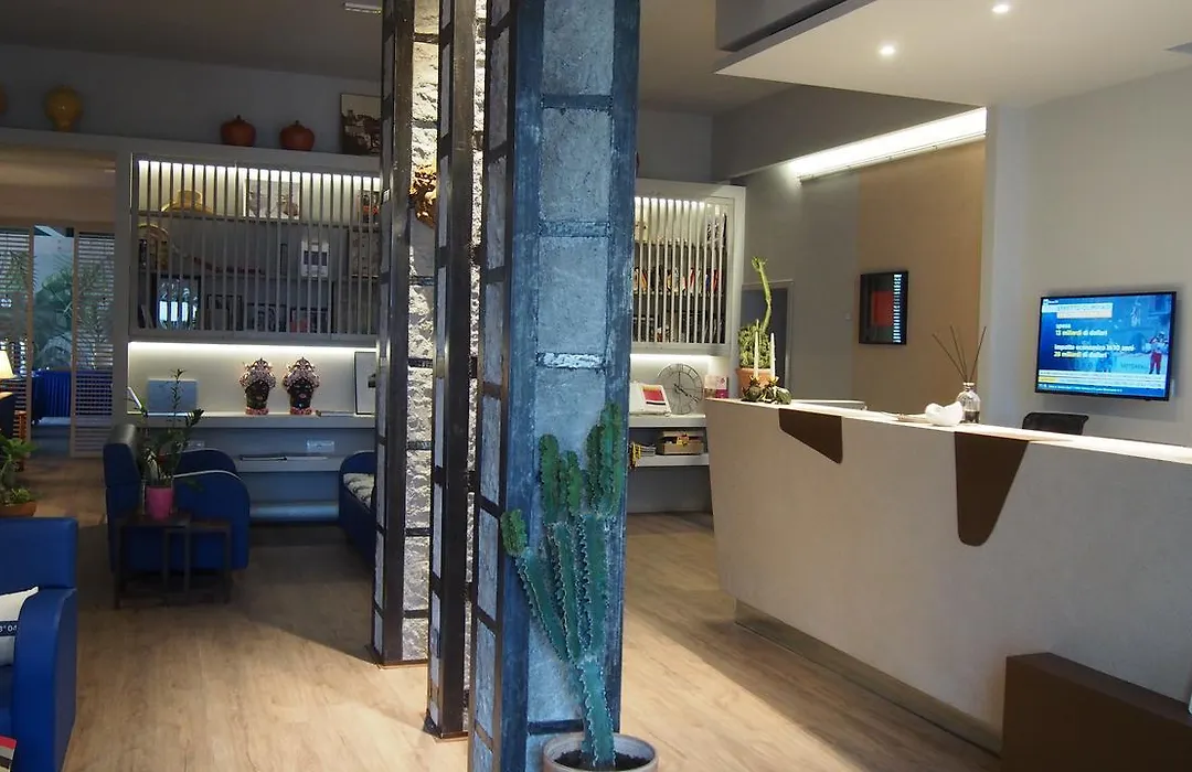 Hotel Lucerna-1