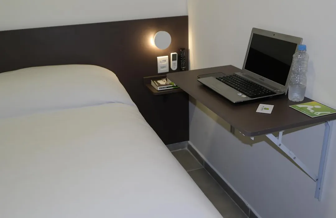 Mr. Hostel Business Lodge-1