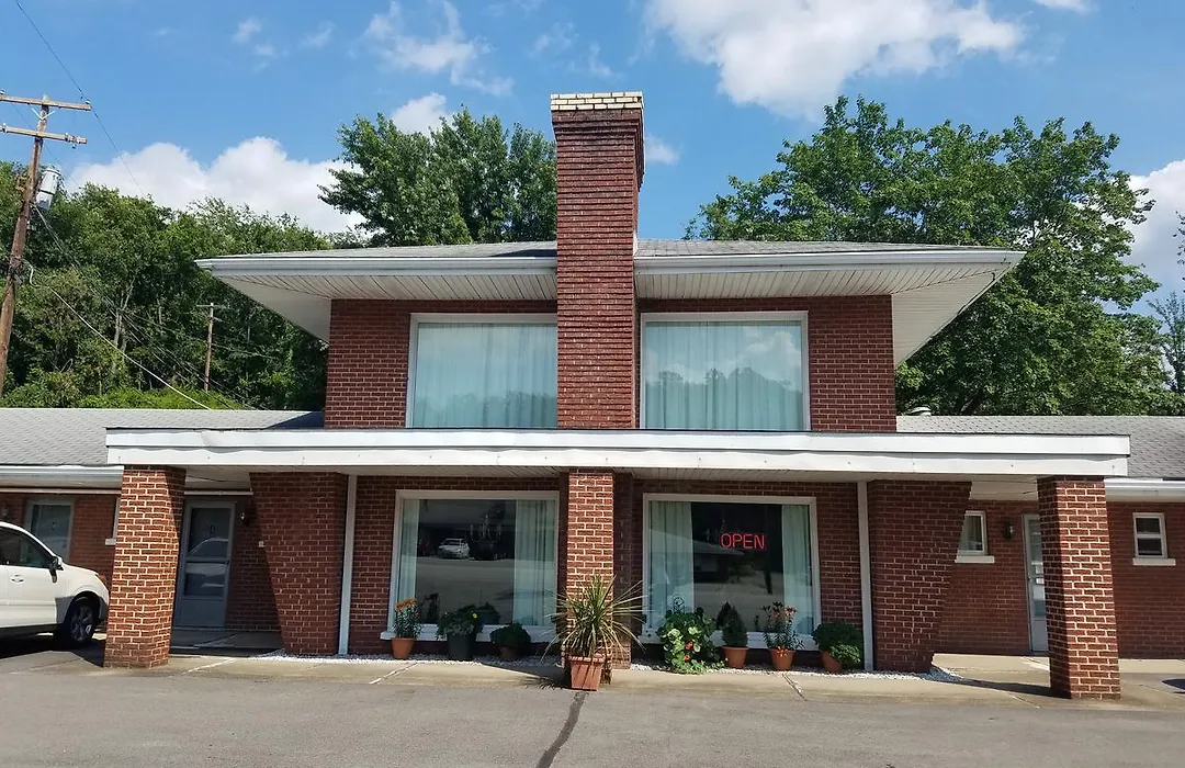 Melody Motor Lodge-1