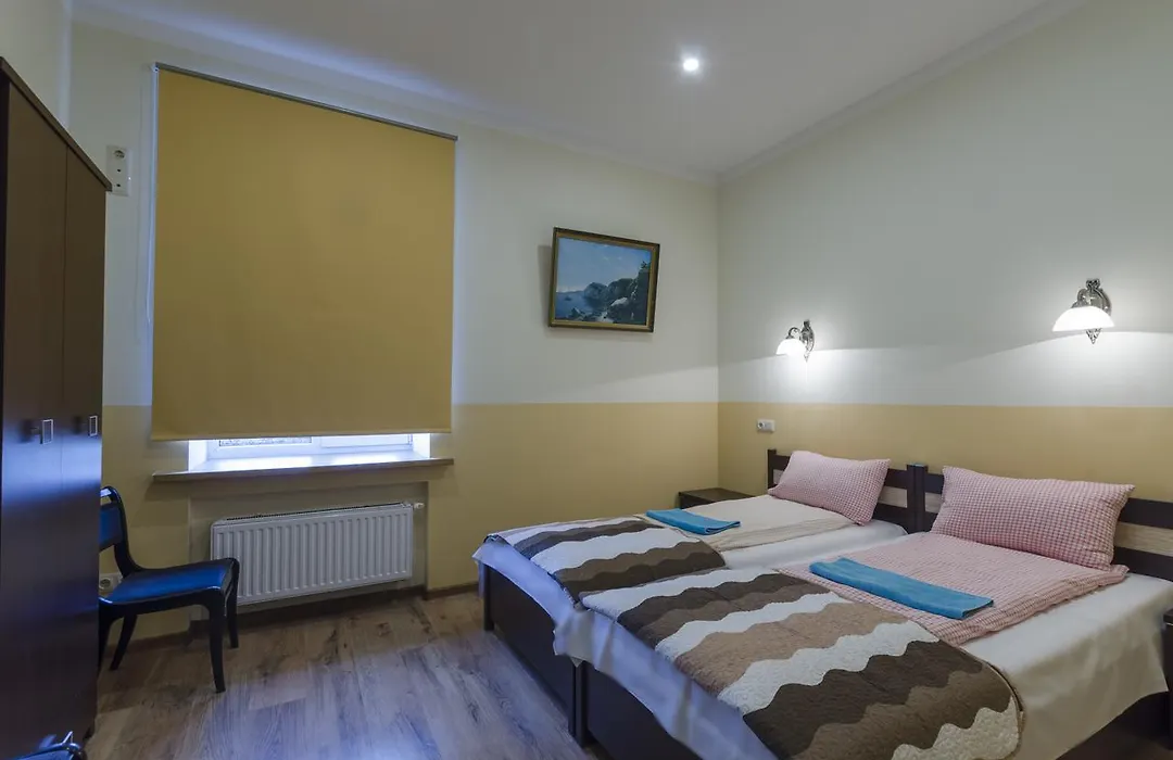 Gogol Park Rooms-1