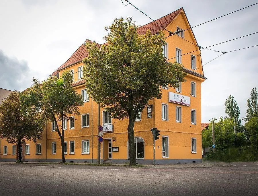 Hotel Eigen-1