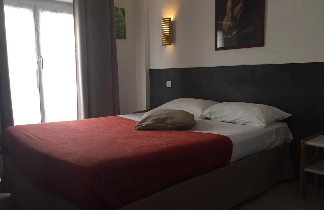 Brit Hotel Colbert-1