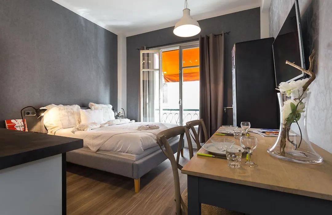 Azur City Hotel-1