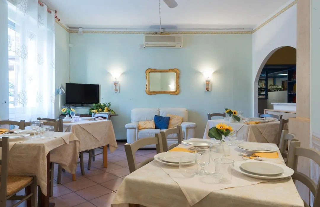 Hotel Eden-1