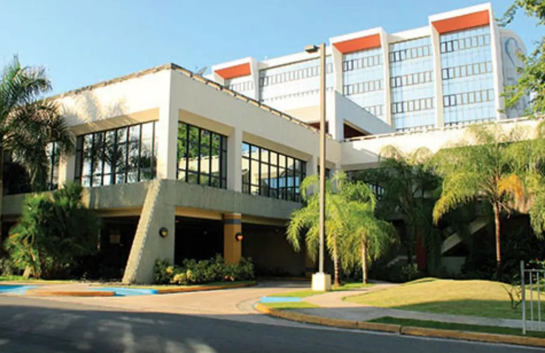 Howard Johnson By Wyndham San Juan Centro Cardiovascular-1