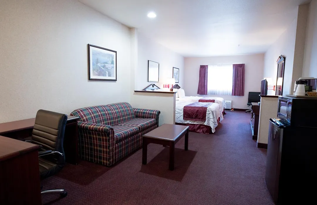 Portland Suites Airport East-1