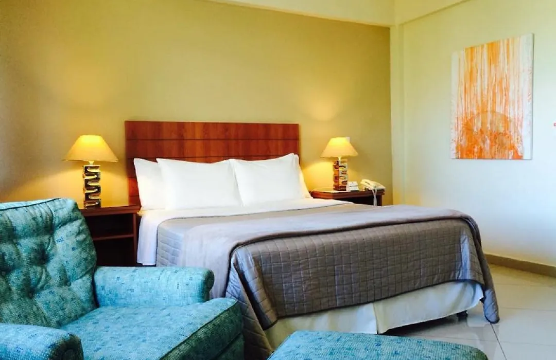 Convair Hotel-1