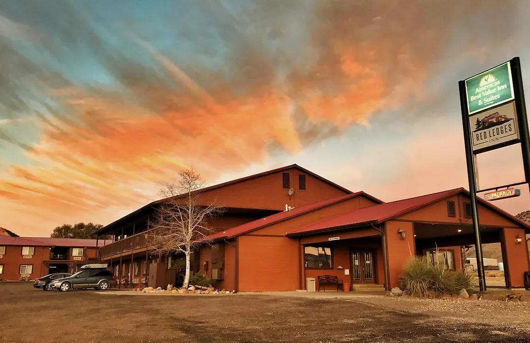 Red Ledges-1