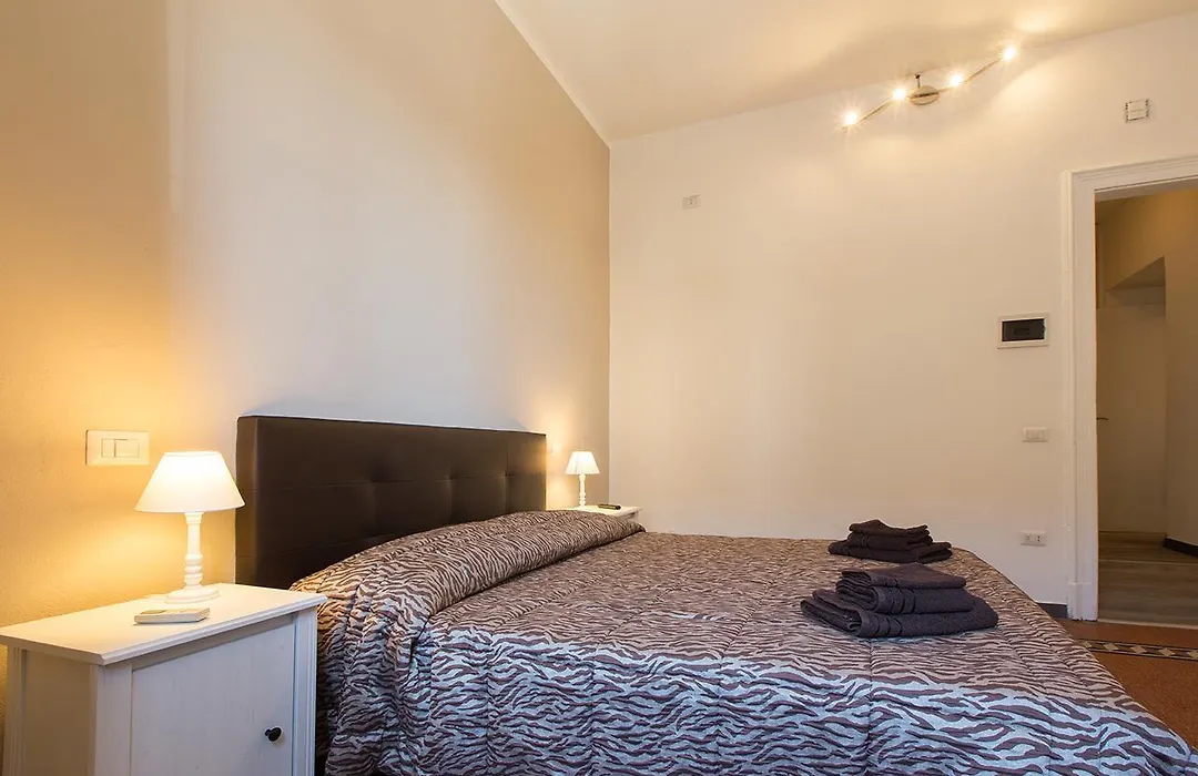 Suite Cagliaritane Notti in centro-1