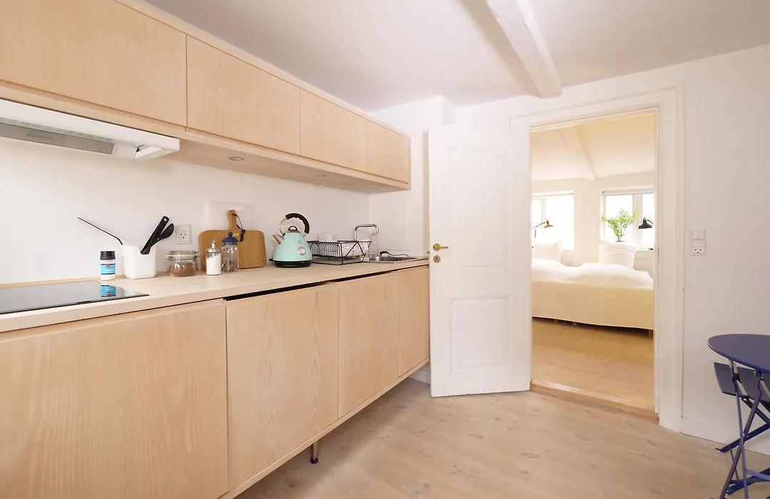 Central Canal Apartments 1 - 8-1