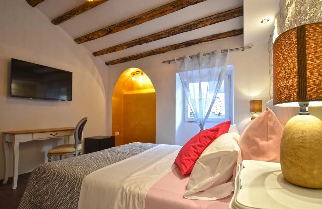 Noanna Apartment-1