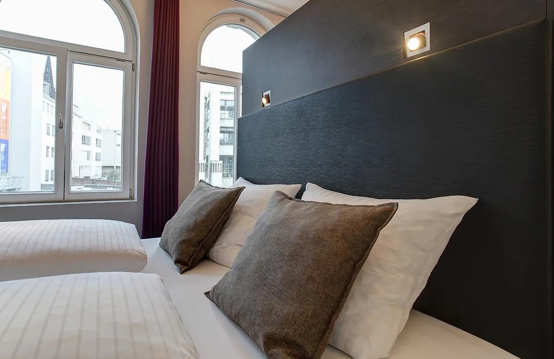 Boutique 009 Koeln City-1
