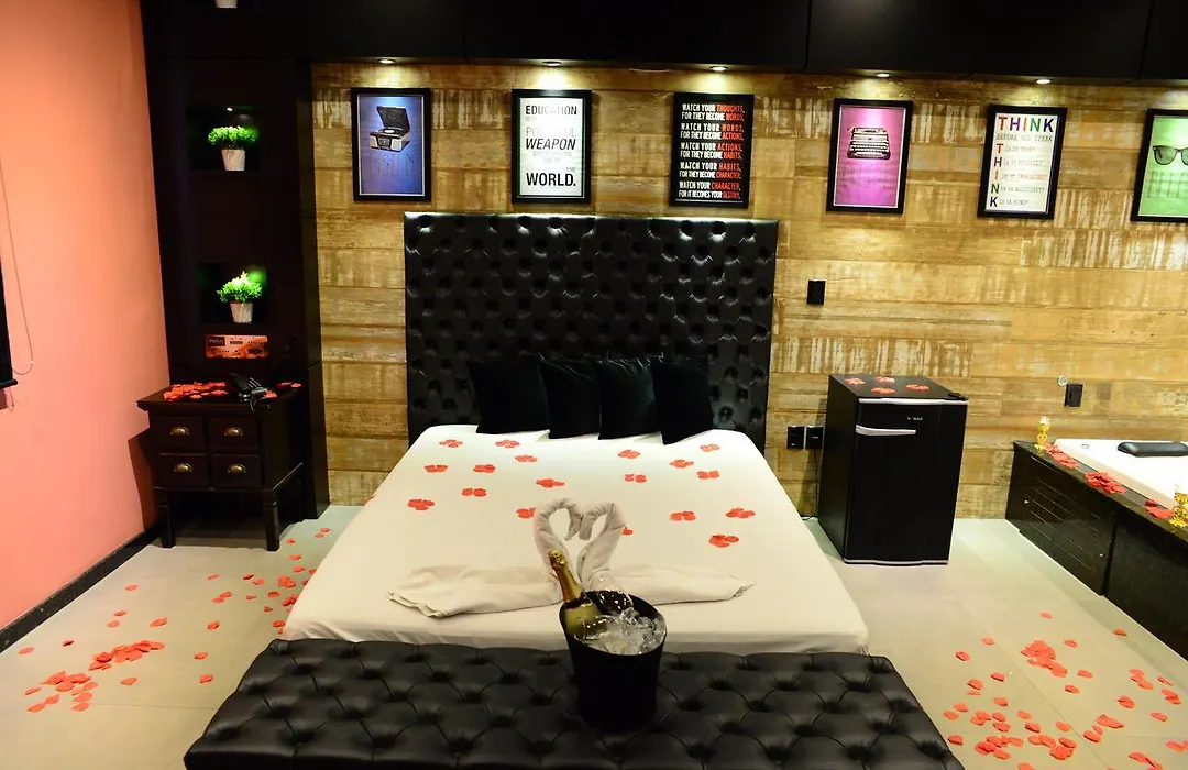 Helus Motel-1