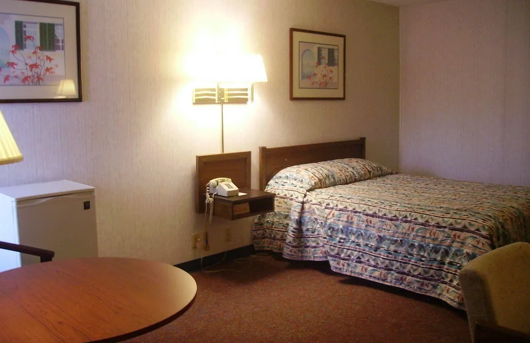 Red Carpet Inn Fanta Suites Hotel-1