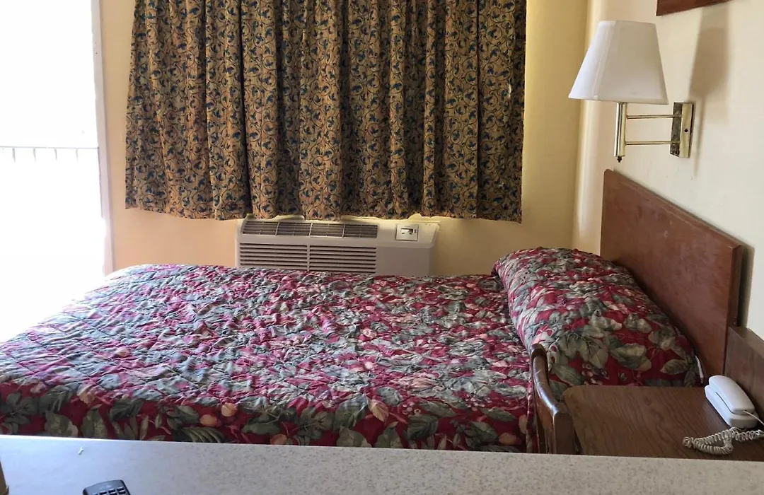 Country Host Inn-1
