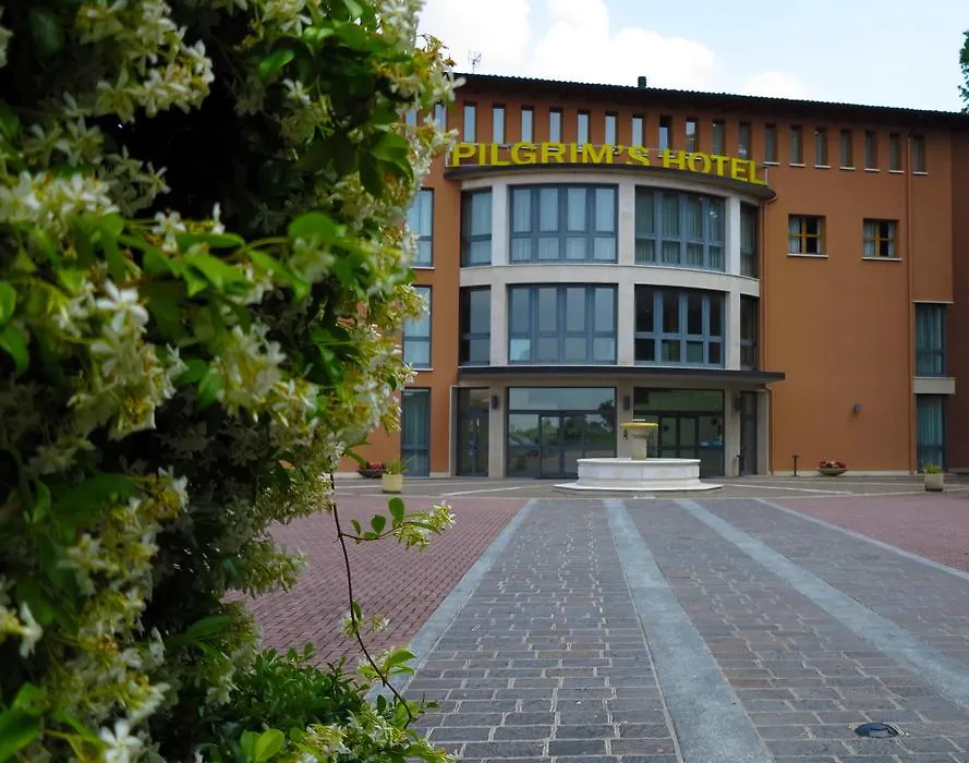 HC Hotel Cremona Pilgrim's-1