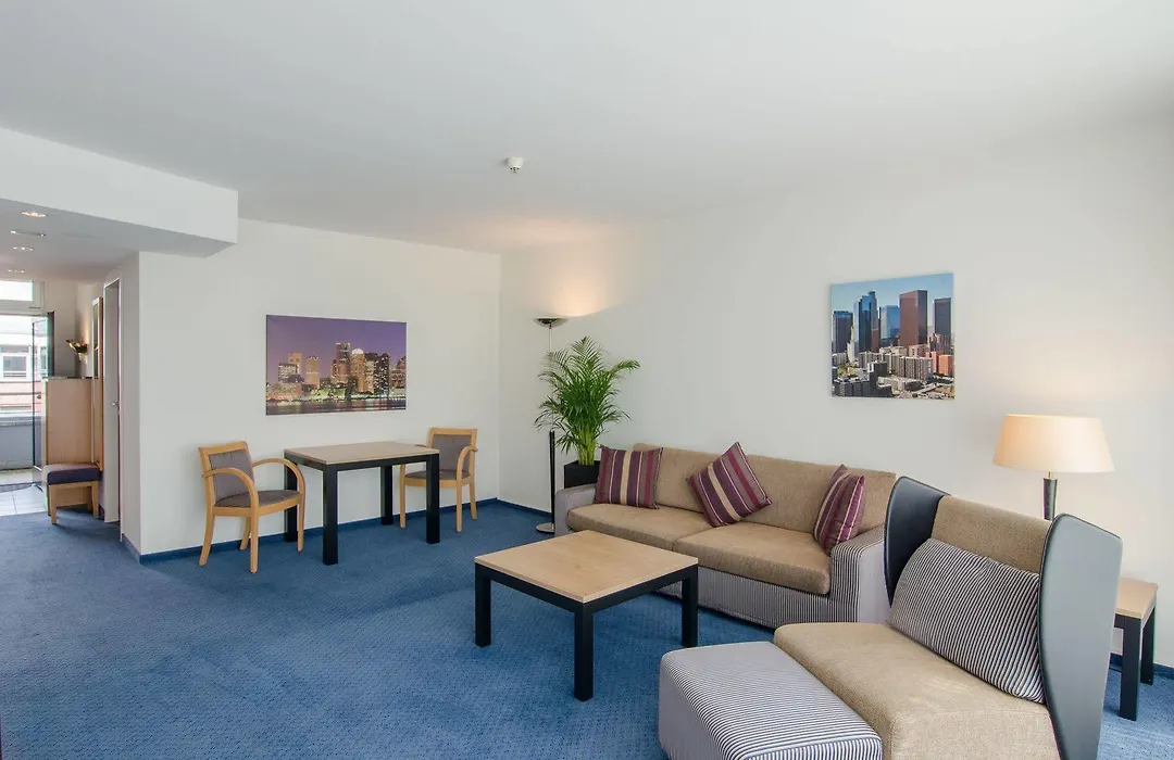 Essen City Suites-1