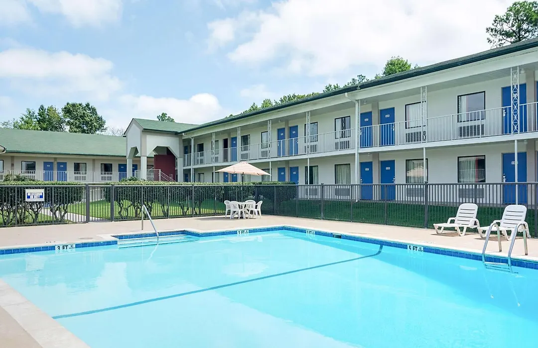 Motel 6-Gainesville, Ga-1