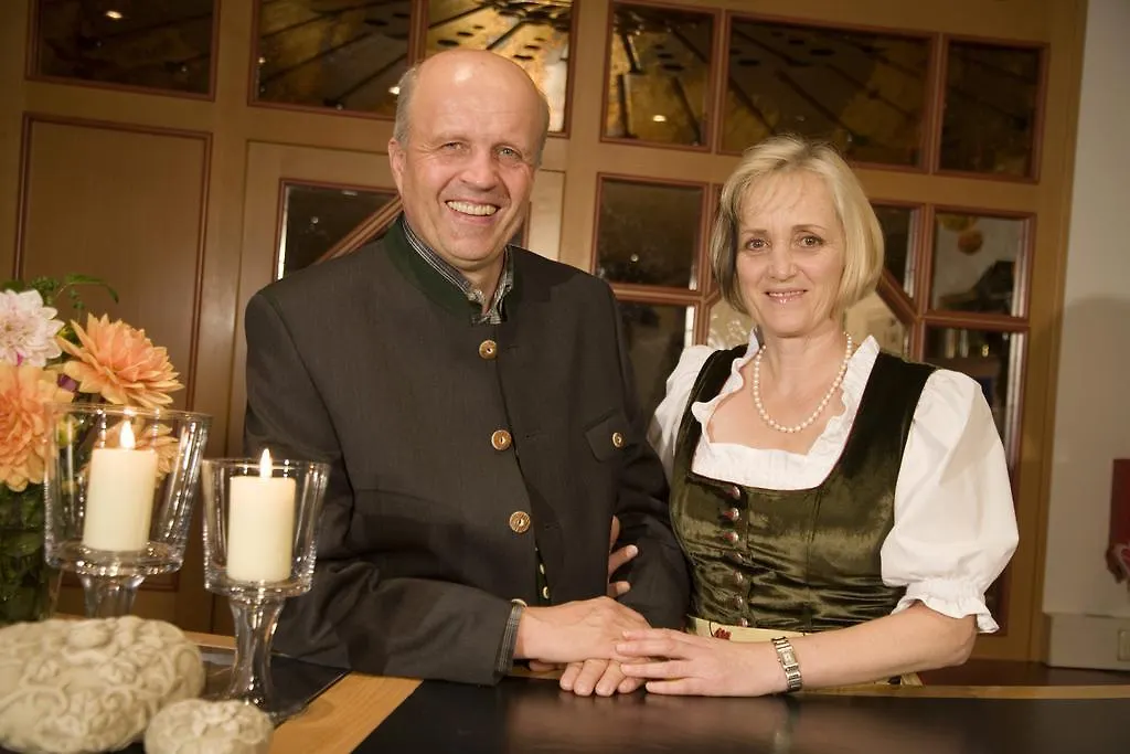 Hotel Hochland-1