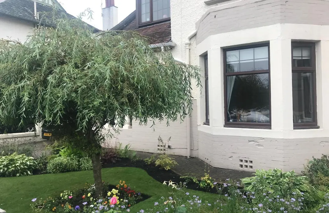 Linden Guest House-1