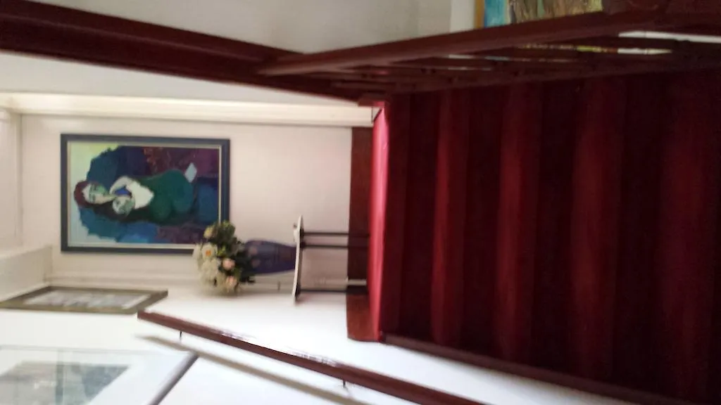 Villa Cornelia Bed & Breakfast-1