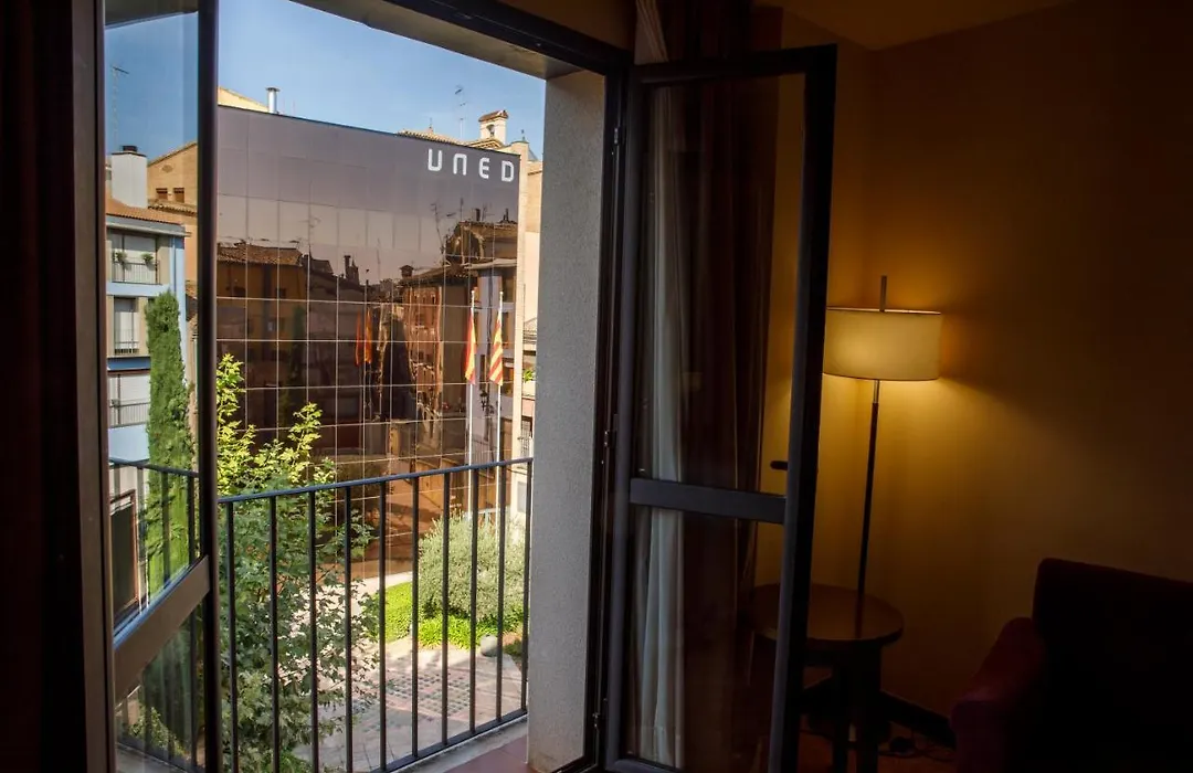 Gran Hotel Ciudad de Barbastro-1