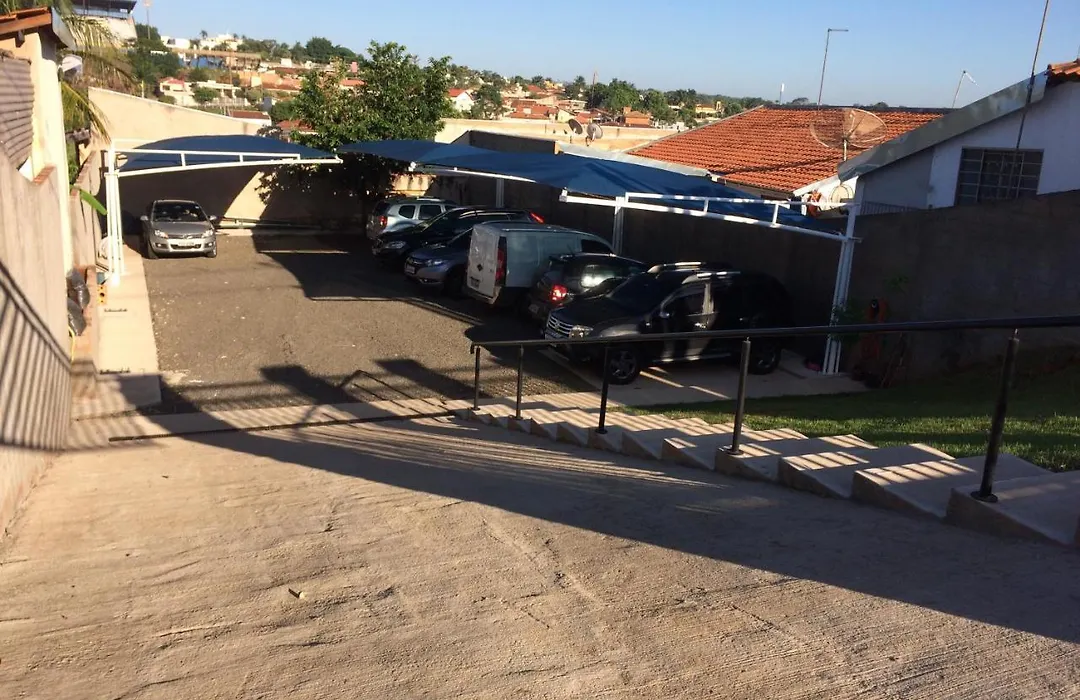 Flor Que Ri - Flats Mobiliados na Melhor Localização-1