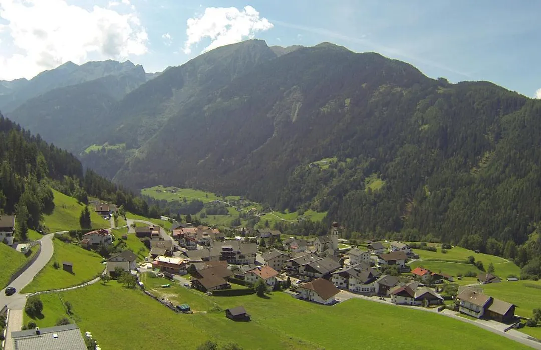 Hotel Alpenfriede-1